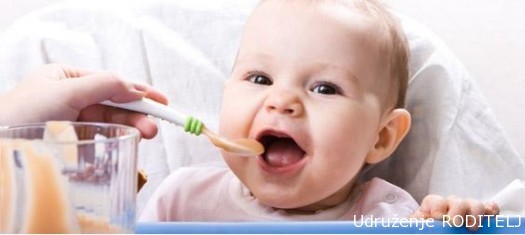 Uvodjenje dohrane, čvrste hrane kod beba