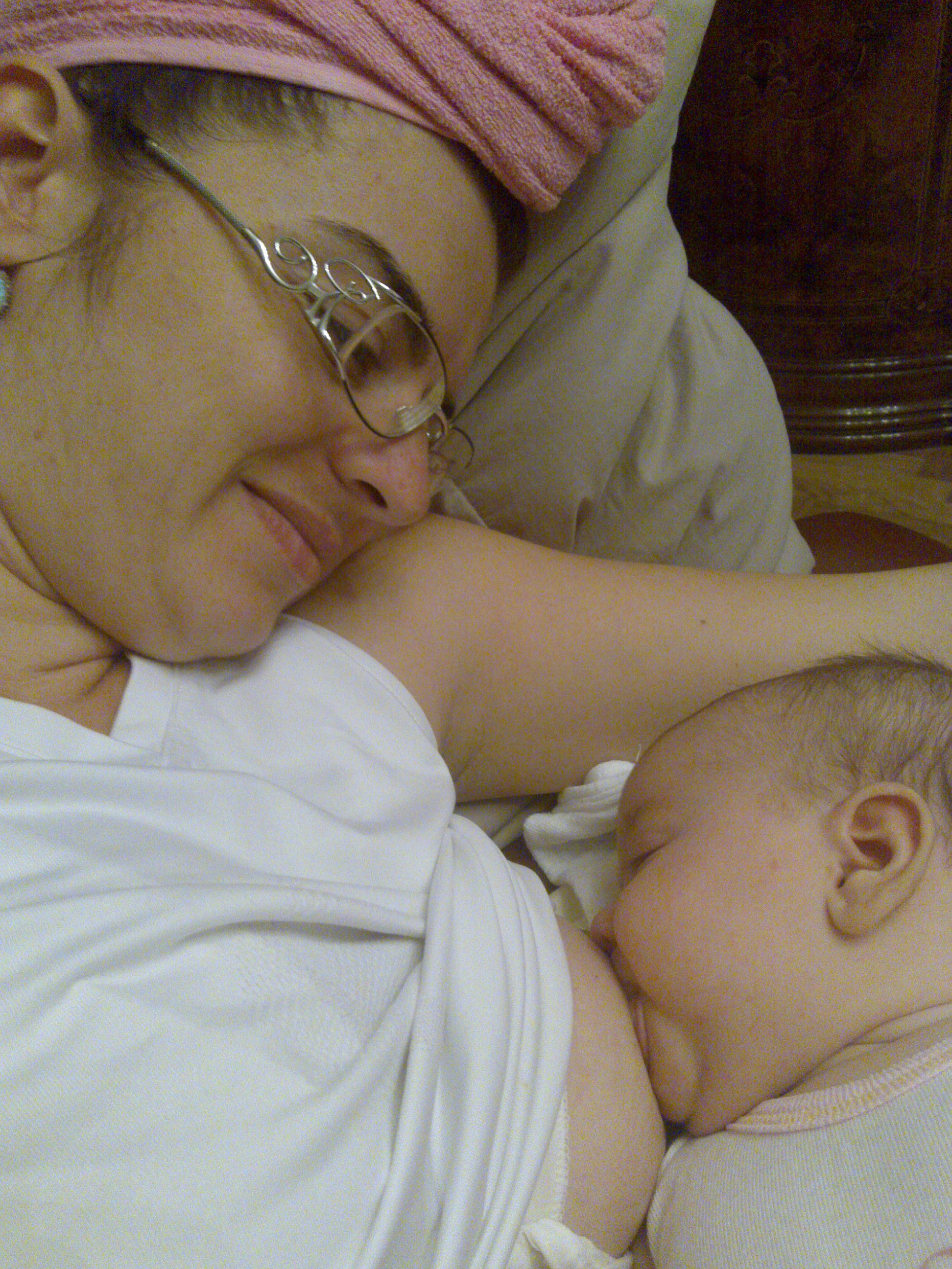 Fotografija 64: Mama Milena Kostić, beba Katarina Lara (na slici dva meseca)