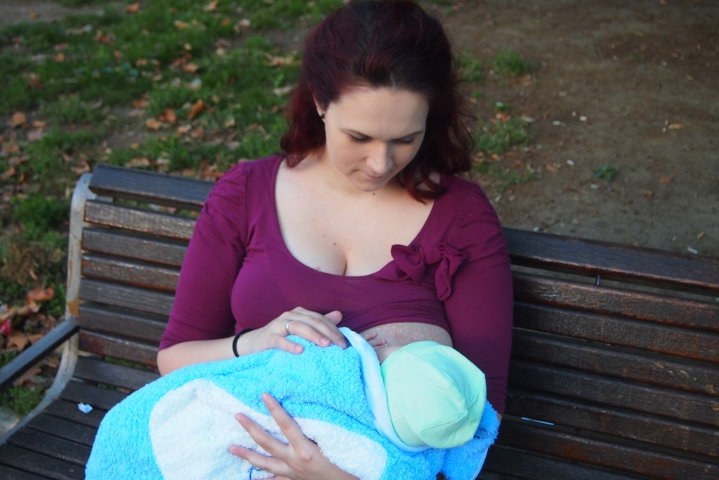 Fotografija 48: Mama Jasmina, beba Dušan Katinski, 1.5 mesec.